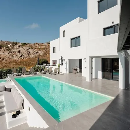 Elysee, 4 Bedroom Naxos City