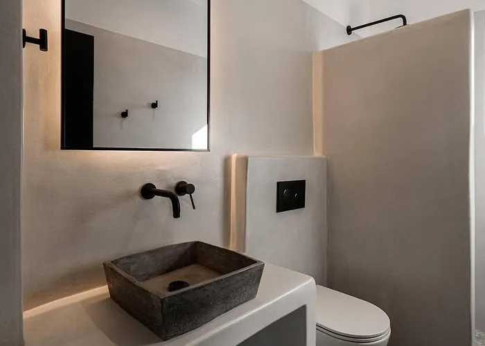 Elysee, 4 Bedroom Mikri Vigla